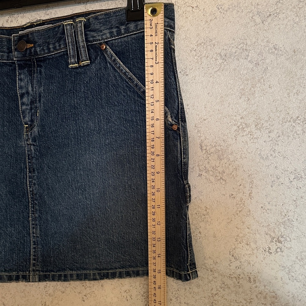 Old Navy denim mini skirt - Picture 5 of 5